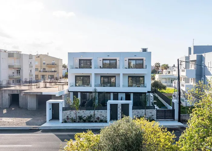 Lacha Villa *