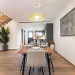Villa Lacha *