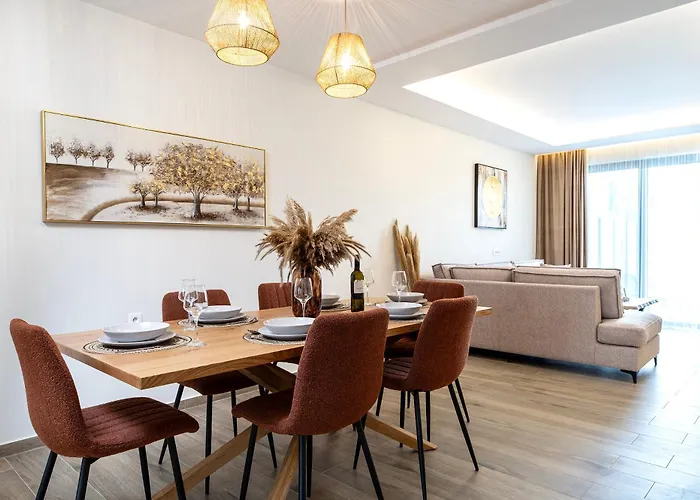 Lacha فيلة بلدة كوس