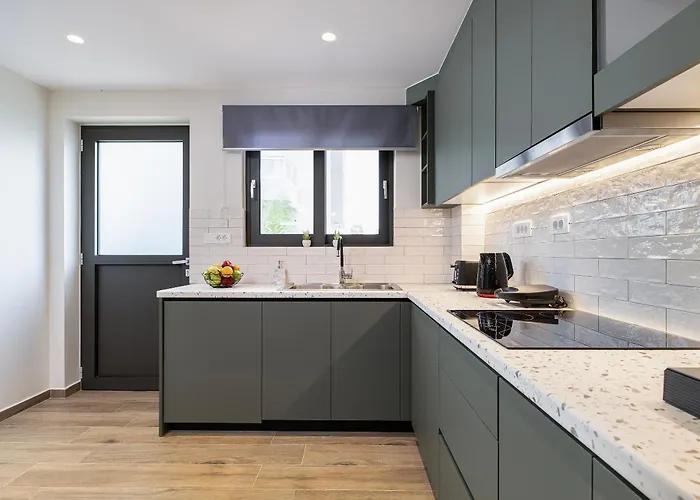 فيلة Lacha بلدة كوس